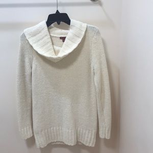 SUPER SOFT white sweater
